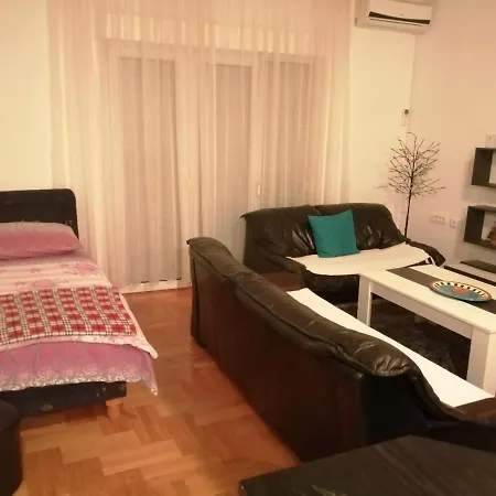 شقة Apartman Pg1 *
